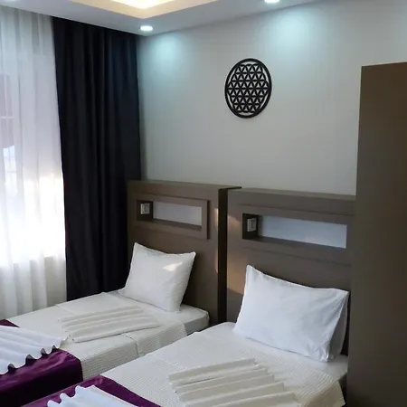 Konyaalti Hotel *